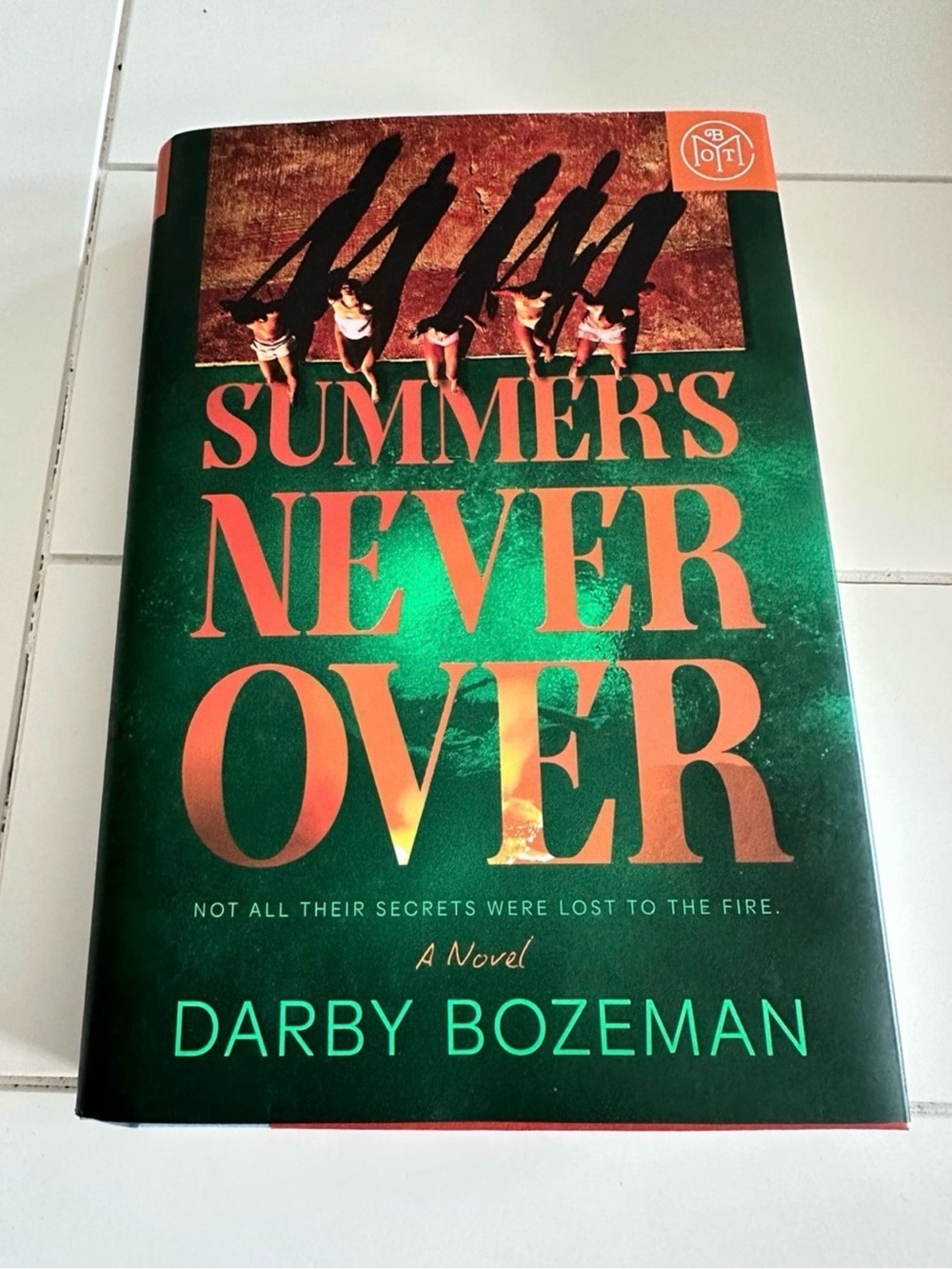 📚2 FOR $15 📚Darby Bozeman "Summer's Never Over"